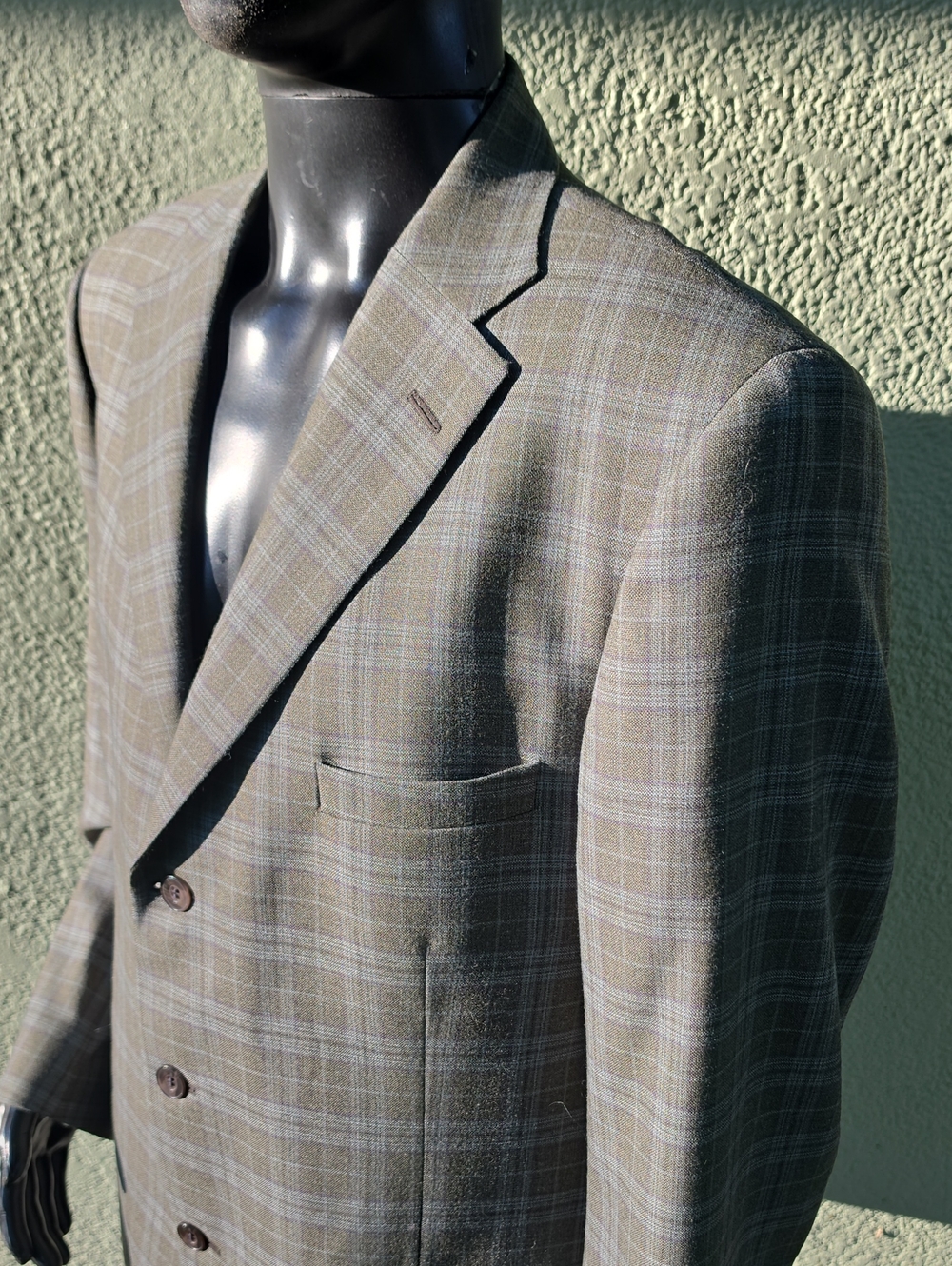 Innocenti Oro' by Tom James Men's Hand Tailored Plaid Wool Sport Coat in Gray